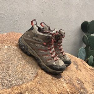 Merrell Moab 2 mid waterproof hiking boots